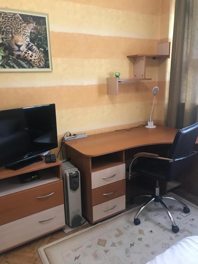 קייב Three-Room Apartments At The Polytechnic Institute מראה חיצוני תמונה